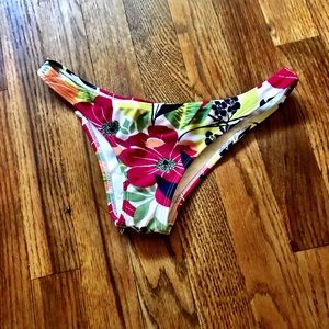 Reef women’s cheeky bikini bottoms